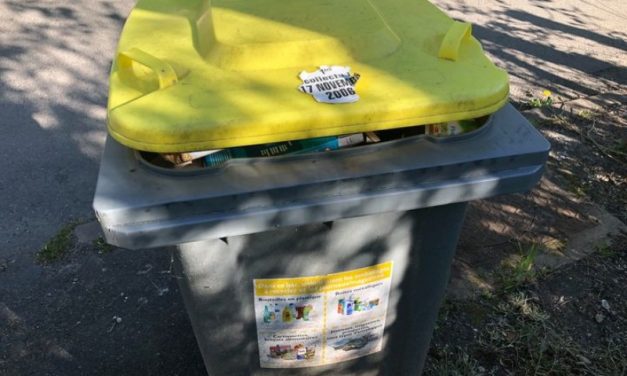 Collecte des déchets : une benne en panne à Niort