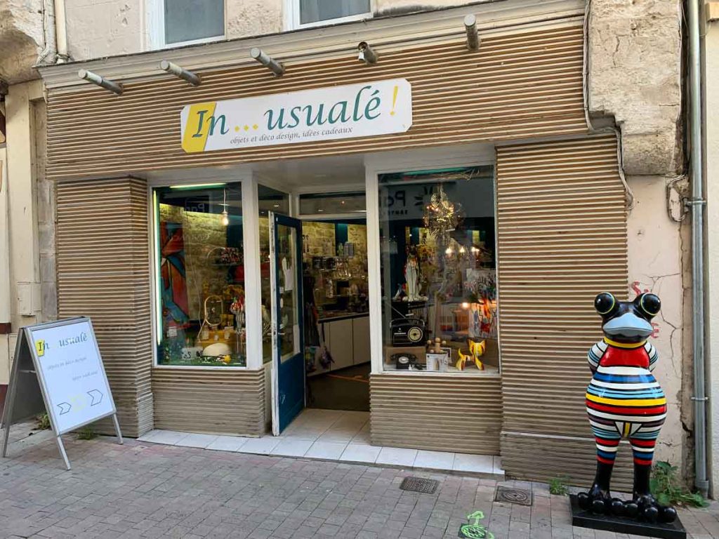 Vitrine boutique Inusuale à Niort 