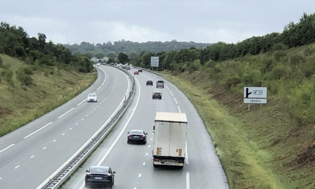 Les autoroutes A10 et A83 chargées tout ce week-end