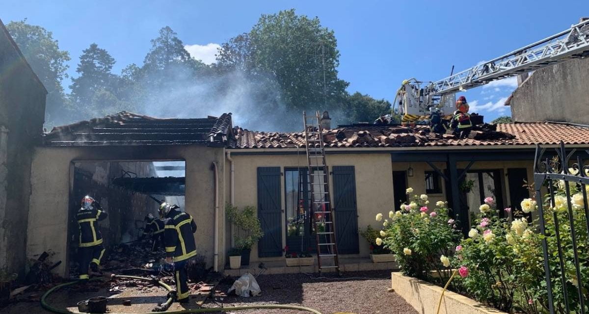 Le feu de friteuse se propage à la maison : une personne hospitalisée