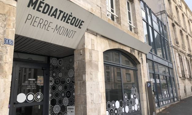 La médiathèque Pierre-Moinot brade ses livres