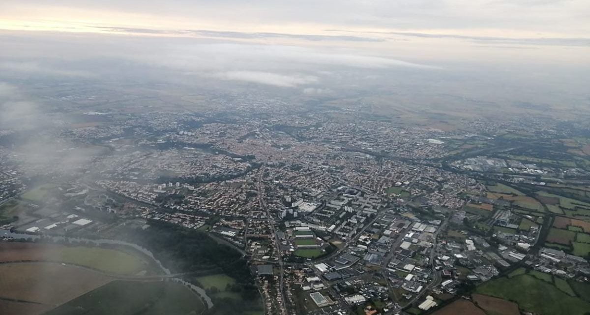 [Photos] Vol matinal au-dessus de Niort