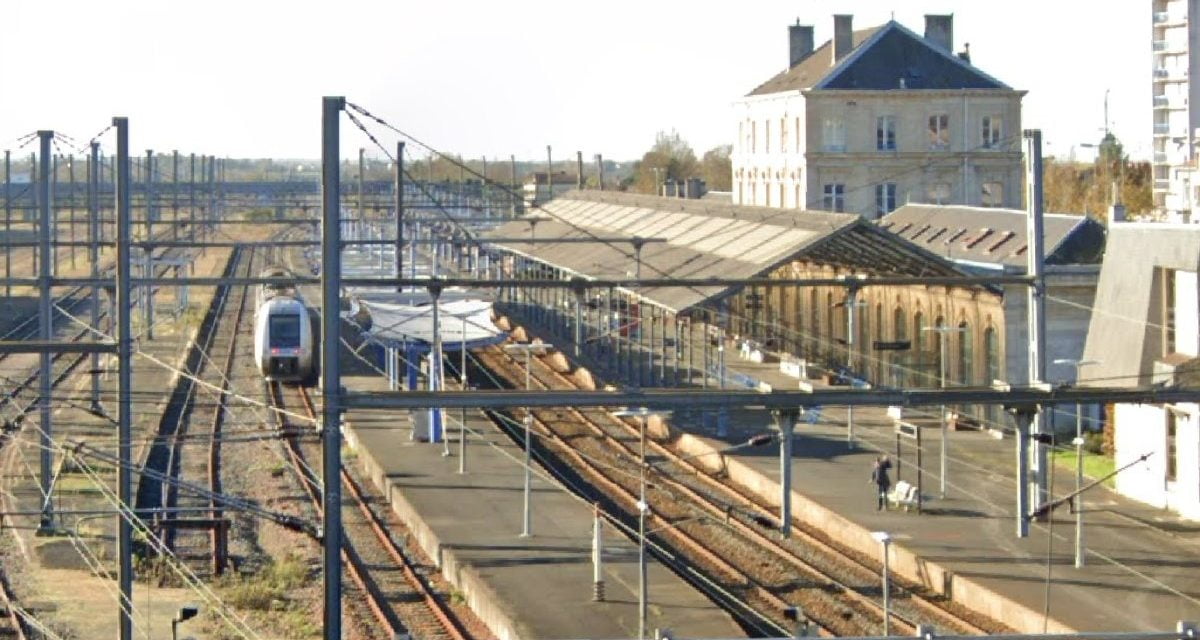 Gros chèque pour le Pôle gare Niort Atlantique