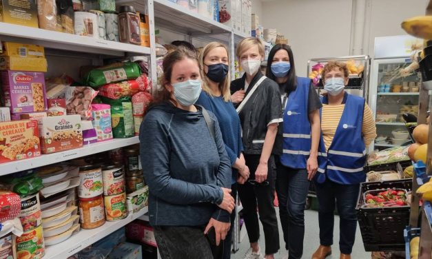 Des denrées alimentaire remises à la Conférence Saint-Vincent de Paulpour les réfugiés ukrainiens