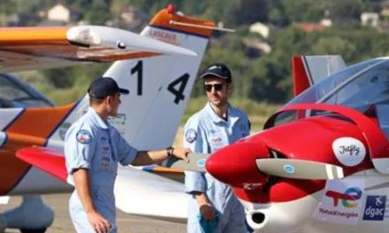 Le Tour aérien des jeunes pilotes fait étape à Niort
