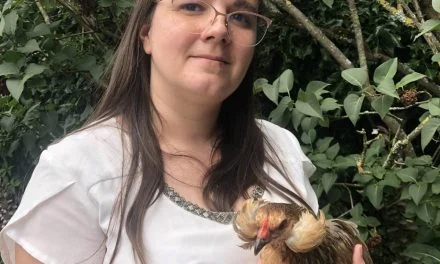 A Cherveux, Marie-Élise a déniché la poule aux œufs bleus