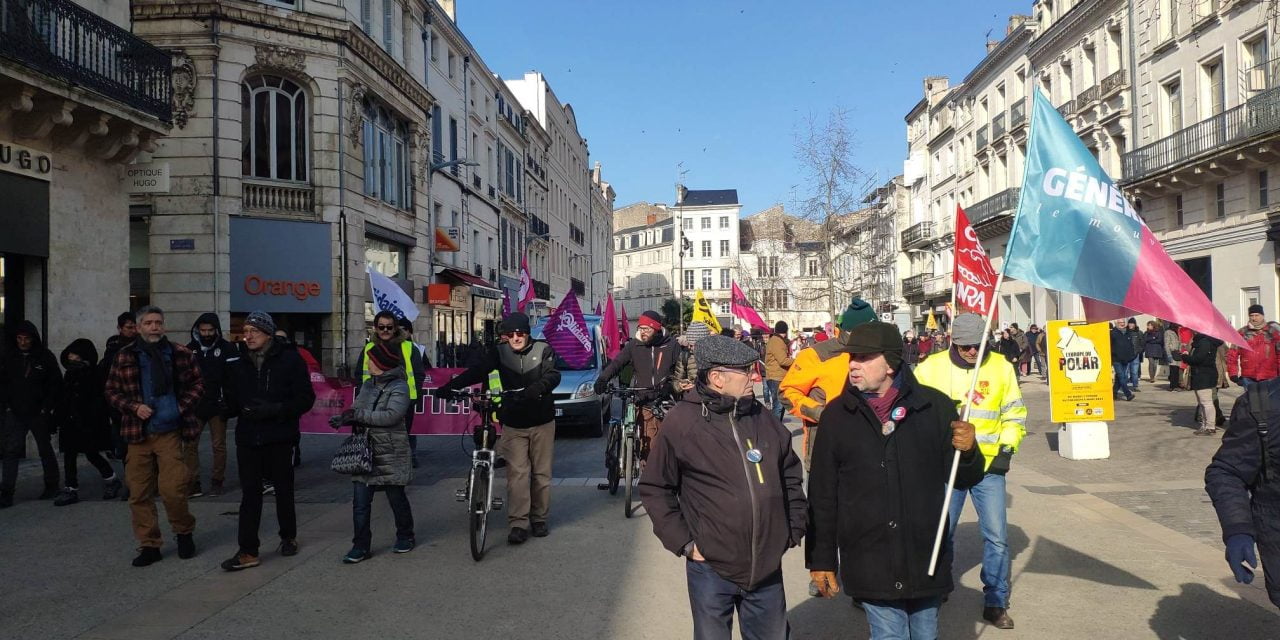 [PHOTOS] Réforme des retraites : la mobilisation se maintient dans les Deux-Sèvres