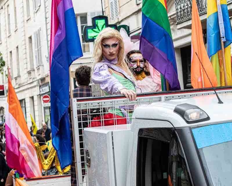 Plus de 400 personnes à la Marche des fiertés de Niort