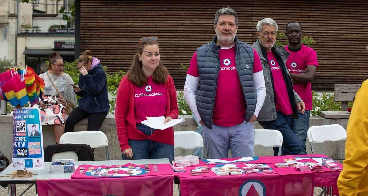 Plus de 400 personnes à la Marche des fiertés de Niort