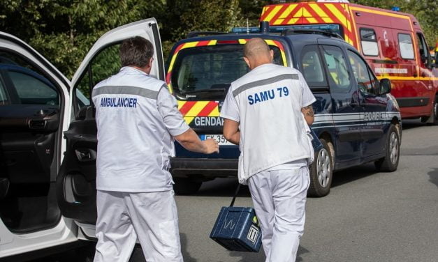 Un cyclomotoriste grièvement blessé près de Niort