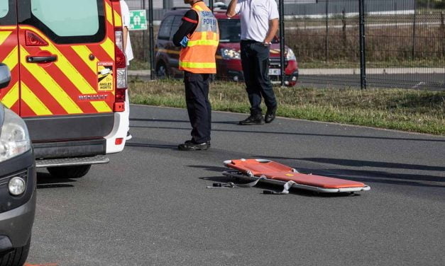 Près de Bressuire. Un homme en urgence absolue après une chute de toit