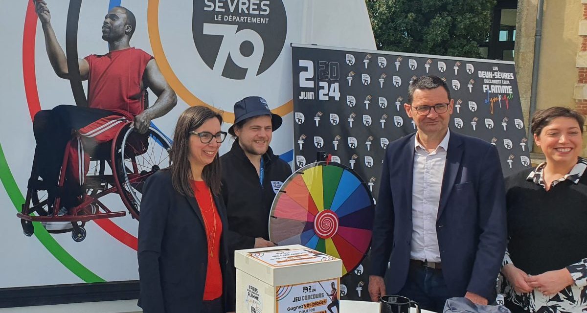 Une camionnette aux couleurs des JO dans les Deux-Sèvres