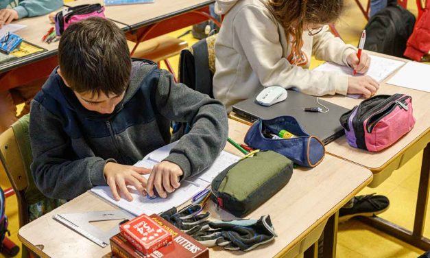 Niort : 35 élèves des quartiers prioritaires récompensés pour leurs progrès en lecture, écriture et maths