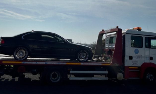 A 182 km/ h sur une route près de Beauvoir-sur-Niort