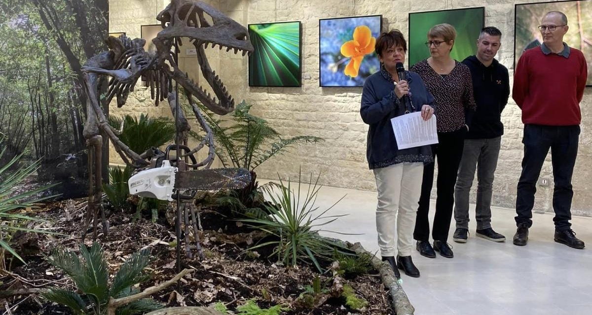 Deux artistes pour une exposition au temple de Chauray