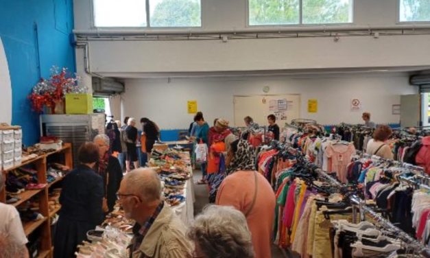 A Niort, le Secours populaire déstocke