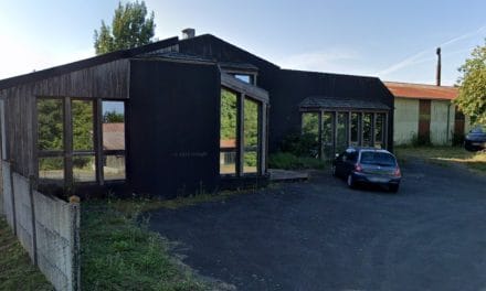 Une nouvelle vie pour 150 tonnes de portes et fenêtres usagées dans les Deux-Sèvres