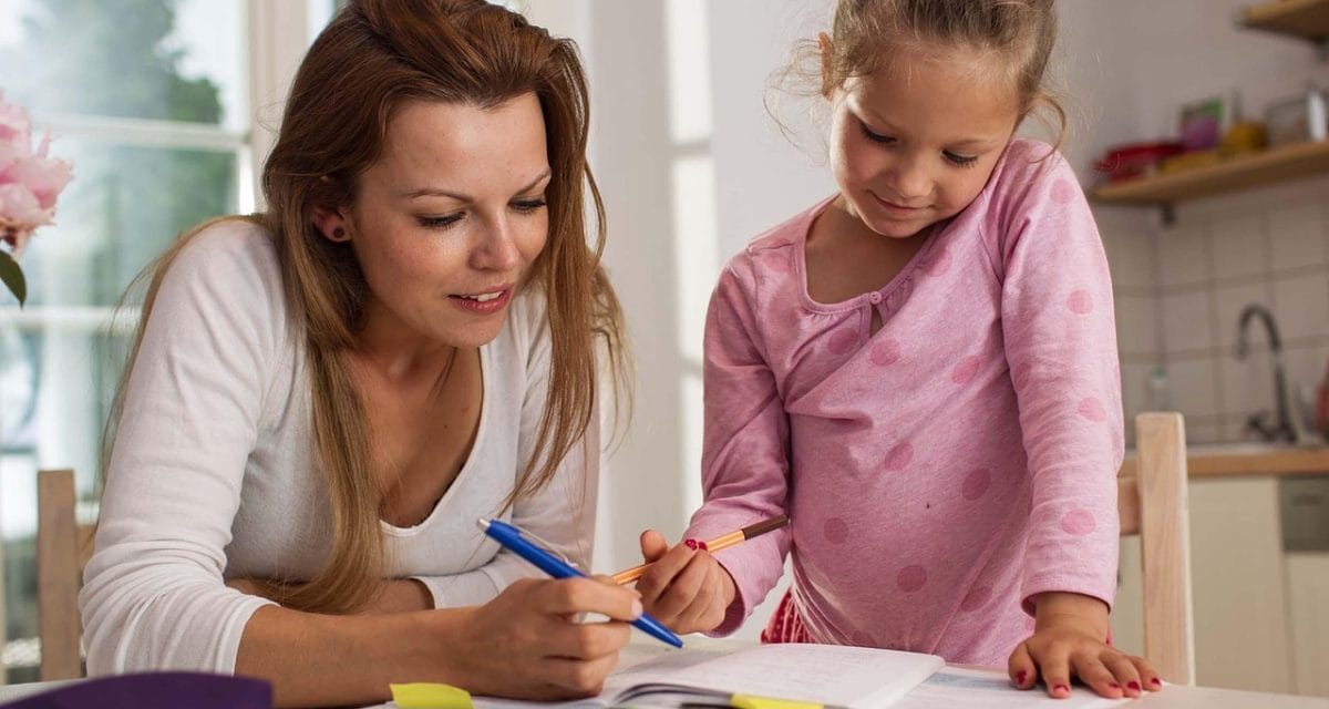 Une plateforme d’aide aux devoirs gratuite ouverte pendant les vacances