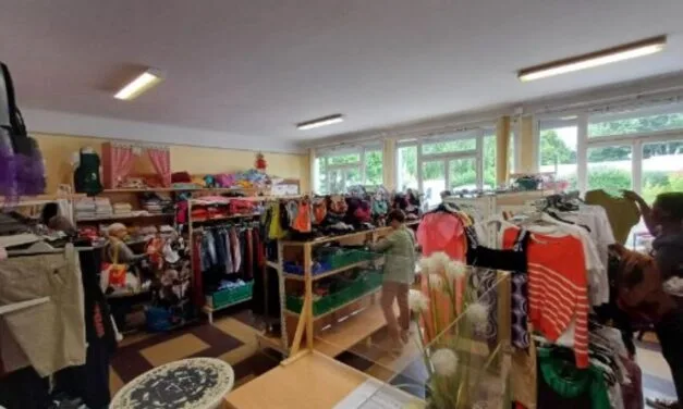 Le Secours populaire de Niort propose une braderie