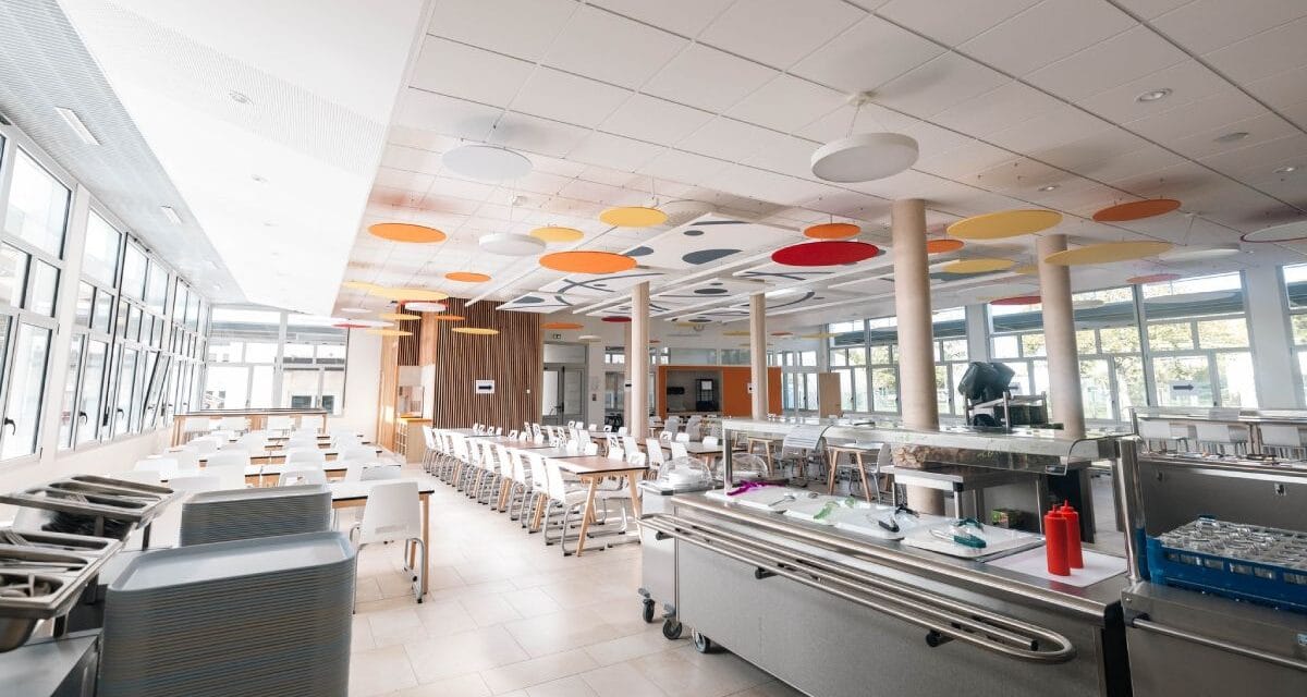 Une cantine toute neuve pour ces collégiens de Niort