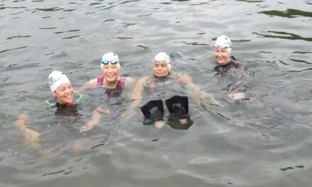 La descente de la Sèvre niortaise à la nage s&rsquo;achève par un beau geste