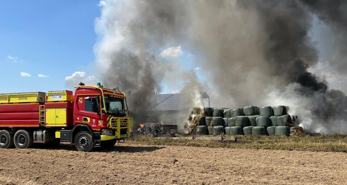 La Peyratte : Un important feu agricole mobilise 21 sapeurs-pompiers