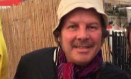 A Niort, Philippe Katerine lance un appel aux artistes de la région
